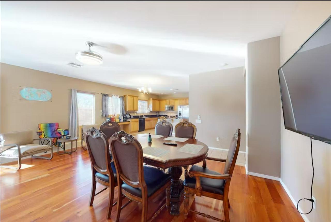New! Stunning Peaceful Peoria Home - Very Close To Sports Complex 외부 사진