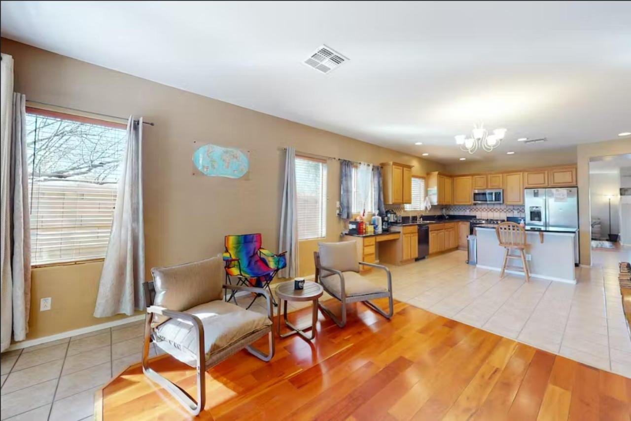 New! Stunning Peaceful Peoria Home - Very Close To Sports Complex 외부 사진