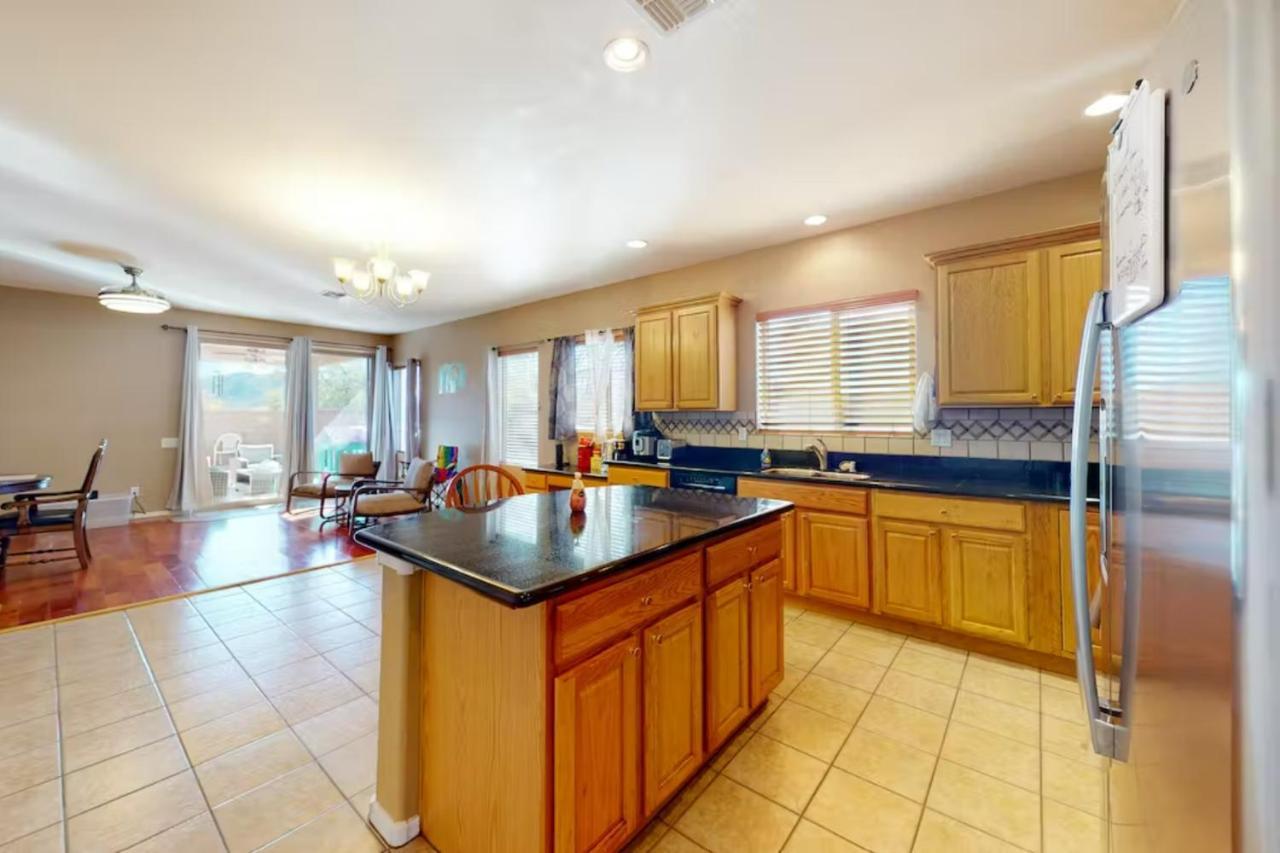 New! Stunning Peaceful Peoria Home - Very Close To Sports Complex 외부 사진